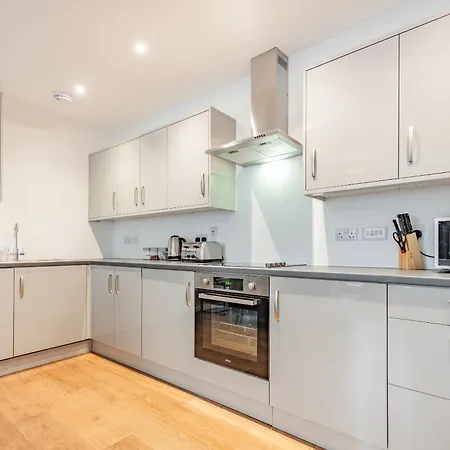 Modern, City Living Apartments- Private Parking Oxford Exterior foto