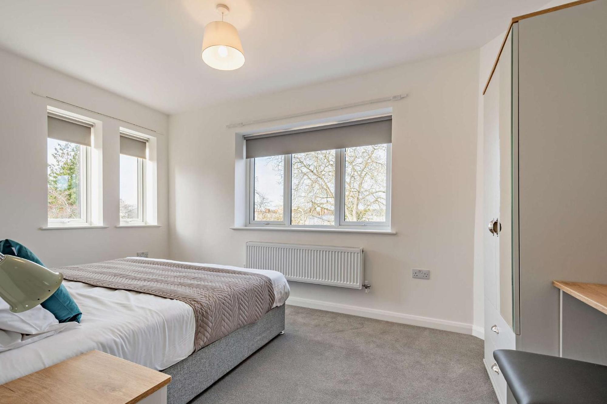Apartment Modern, Living Apartments- Private Parking