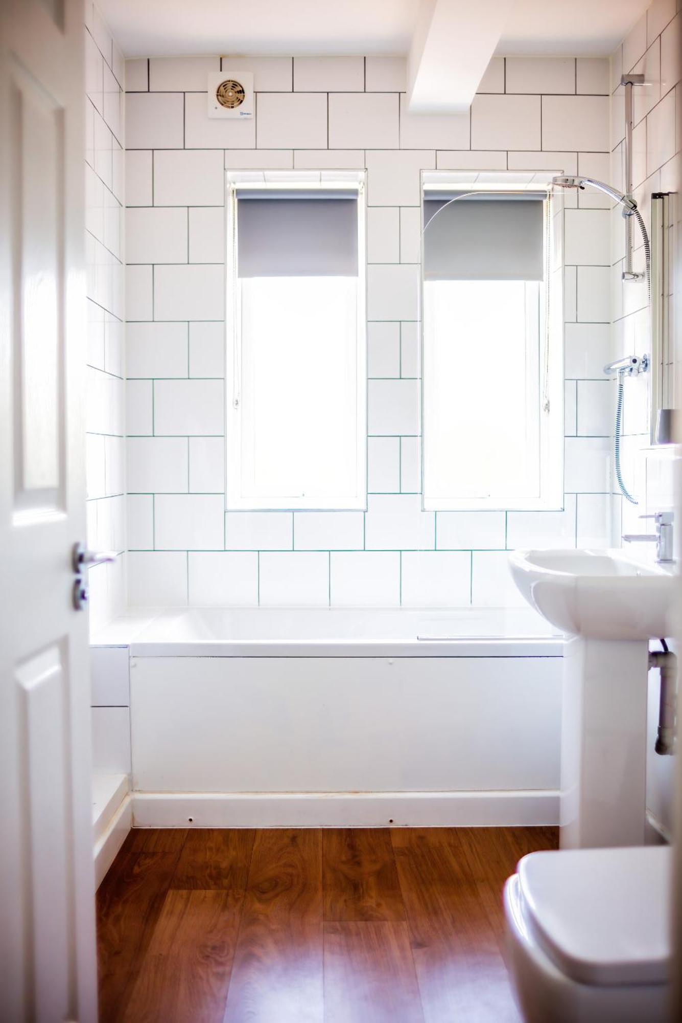Modern, Living Apartments- Private Parking Apartment Oxford