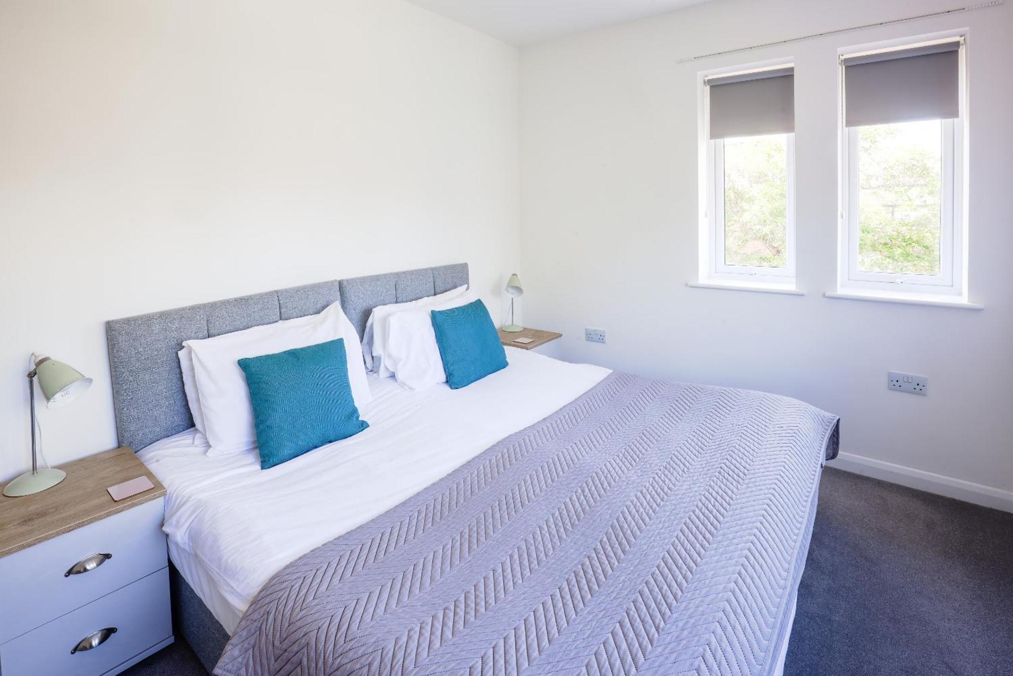Apartment Modern, Living Apartments- Private Parking